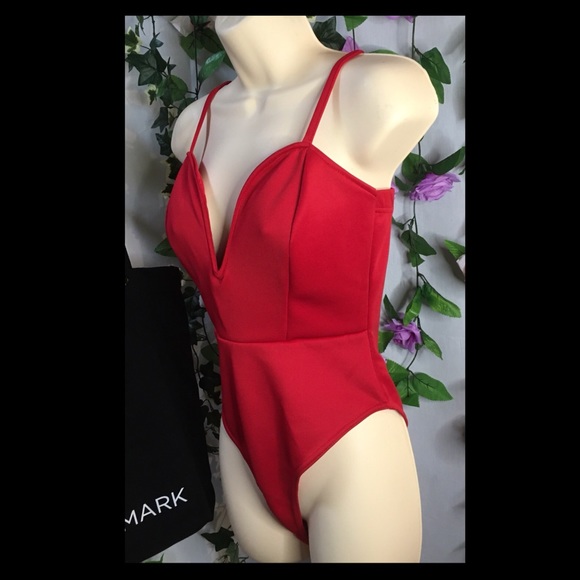 *Boohoo* Night BNWT Body Suit ♥️ Maddie Plunge ♥️ - Picture 4 of 10